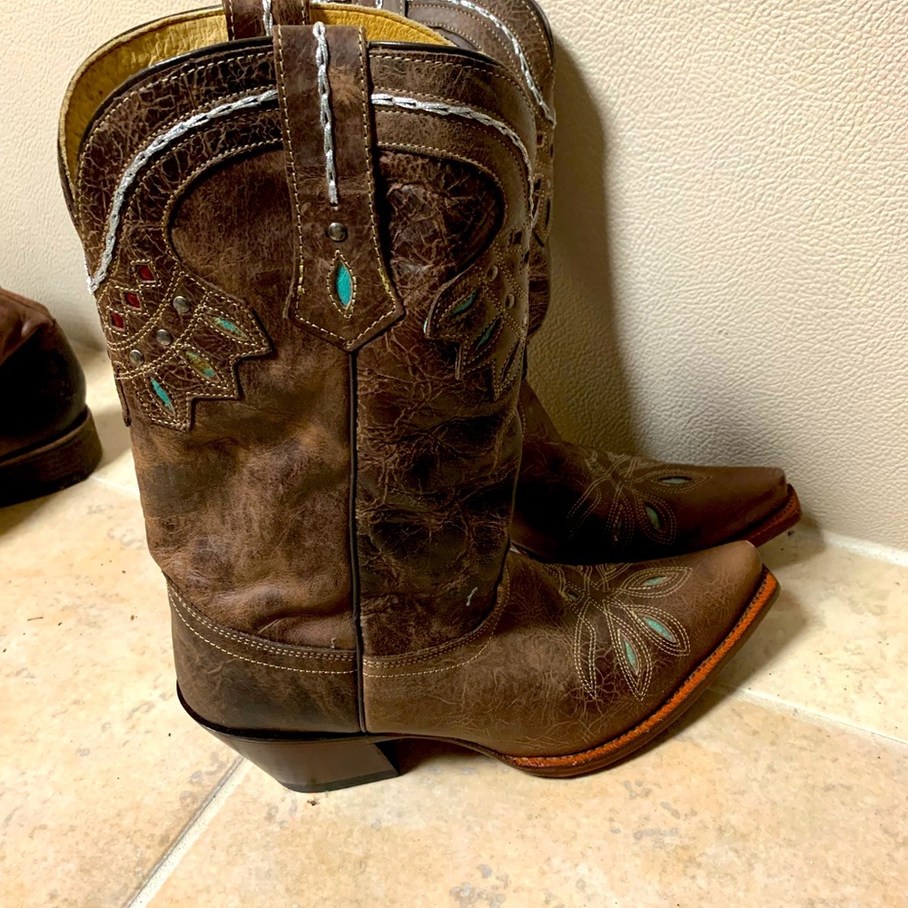 Tony Lama size 9.5 B